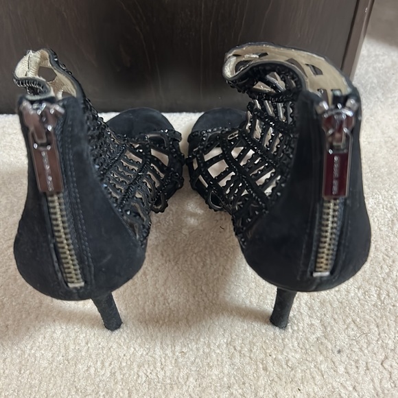 Michael Kors booties size 8 - Picture 4 of 4